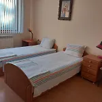 B&B Affordable With Bbq 5 Min Drive From Lucy