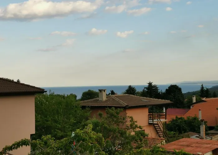 Bed & Breakfast Affordable With Bbq 5 Min Drive From Lusi