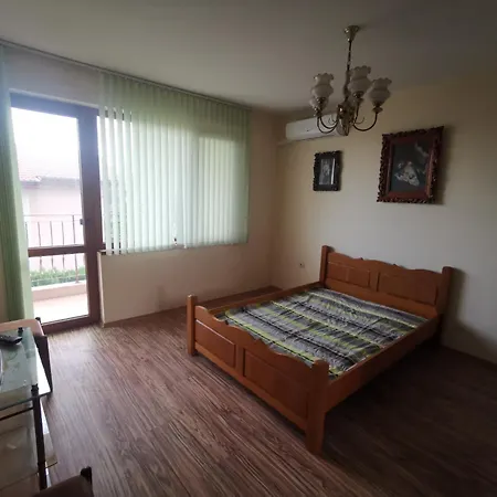 Affordable With Bbq 5 Min Drive From Lusi Várna