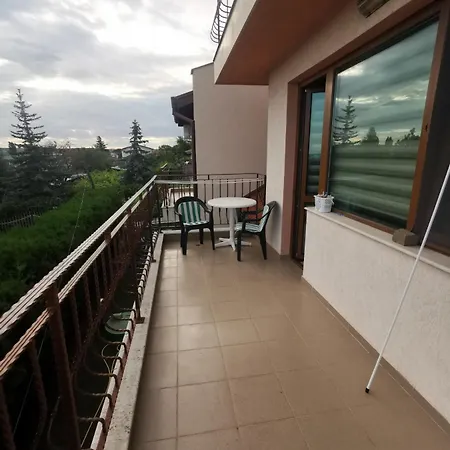 Affordable With Bbq 5 Min Drive From Lusi Panzió