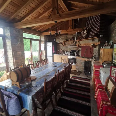 Affordable With Bbq 5 Min Drive From Lusi 3* Várna