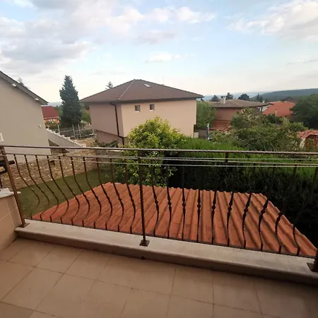 Affordable With Bbq 5 Min Drive From Lusi 3* Várna